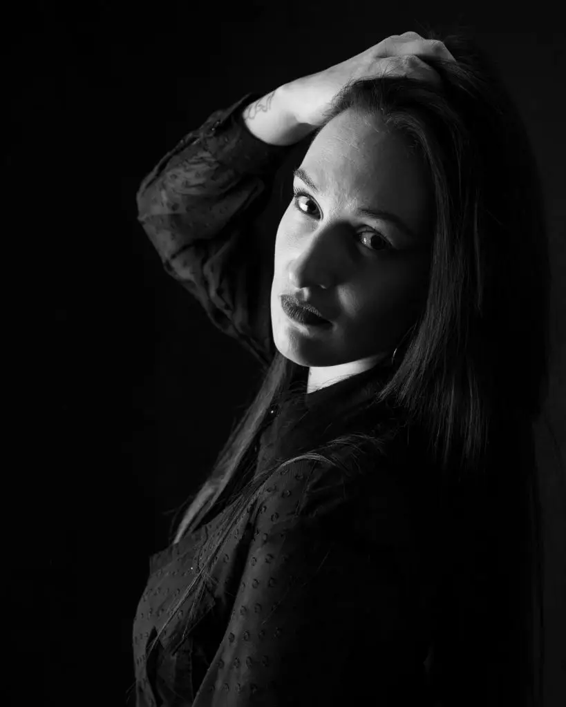 Photo thérapeutique femme épanouie studio Lahitte — Carole Millet Studio